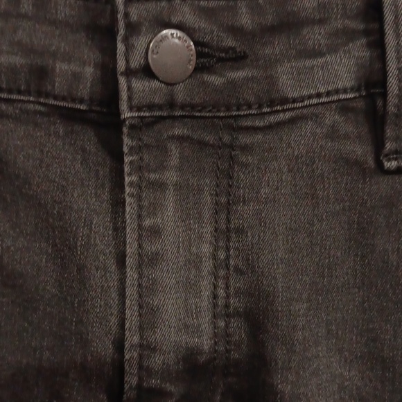 Calvin Klein Jeans - Picture 3 of 10